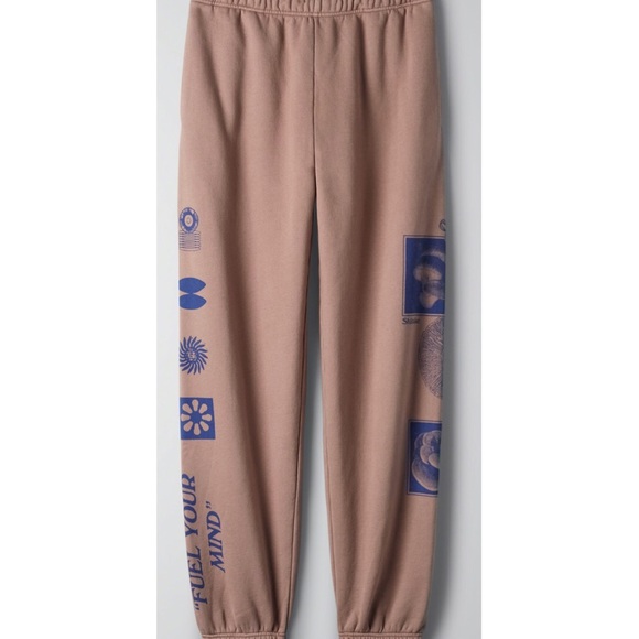 ISO: Aritzia COZYAF mega sweatpant - Picture 2 of 3
